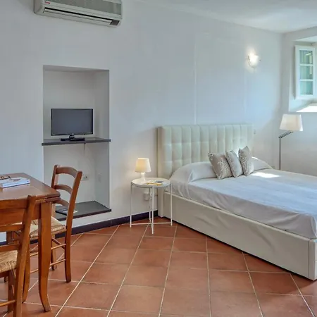 Dell'erta - Levanto * Montale (Liguria)