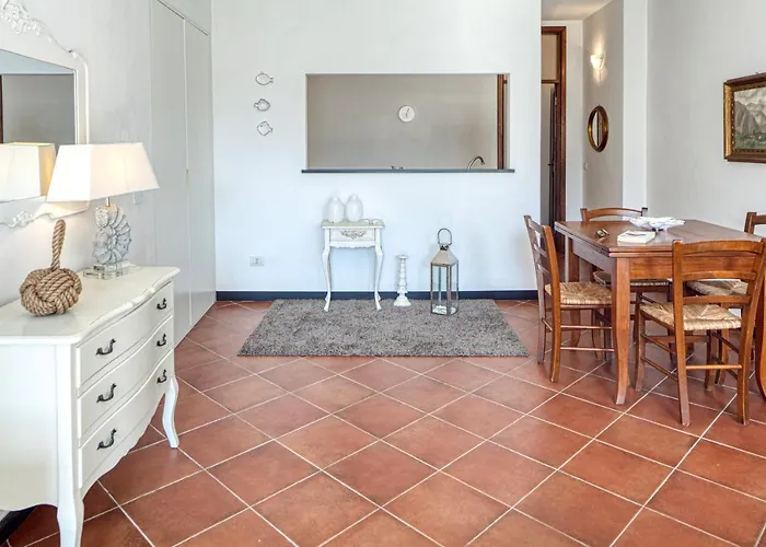 Dell'erta - Levanto * Монтале